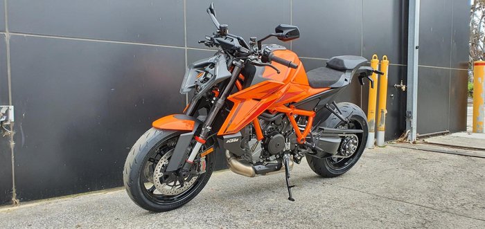 2025 KTM 1390 Super Duke R Super Duke Orange