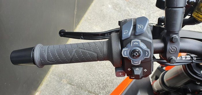 2025 KTM 1390 Super Duke R Super Duke Orange