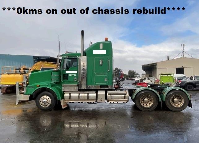 2010 Kenworth T658 Green