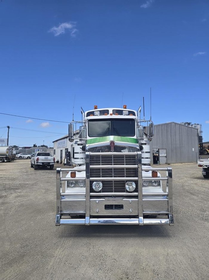 2010 Kenworth T600 Series