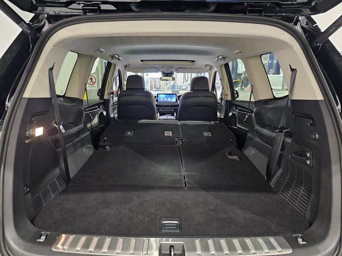 2023 LDV D90 Executive