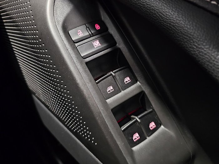 2023 LDV D90 Executive