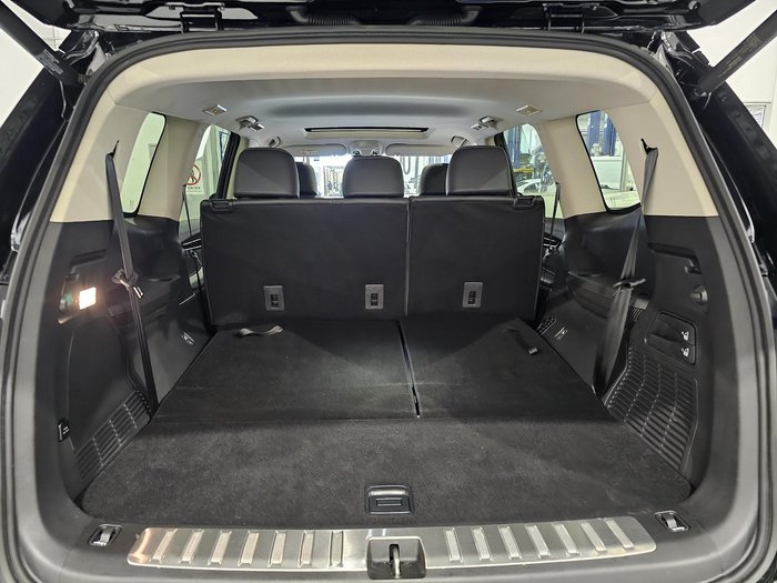 2023 LDV D90 Executive
