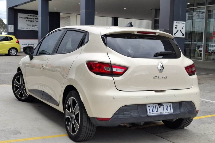 2015 Renault Clio Expression