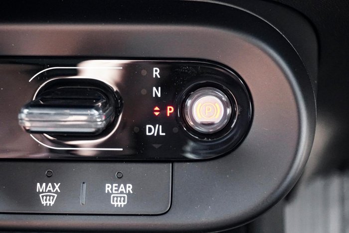 2025 MINI Countryman C Favoured