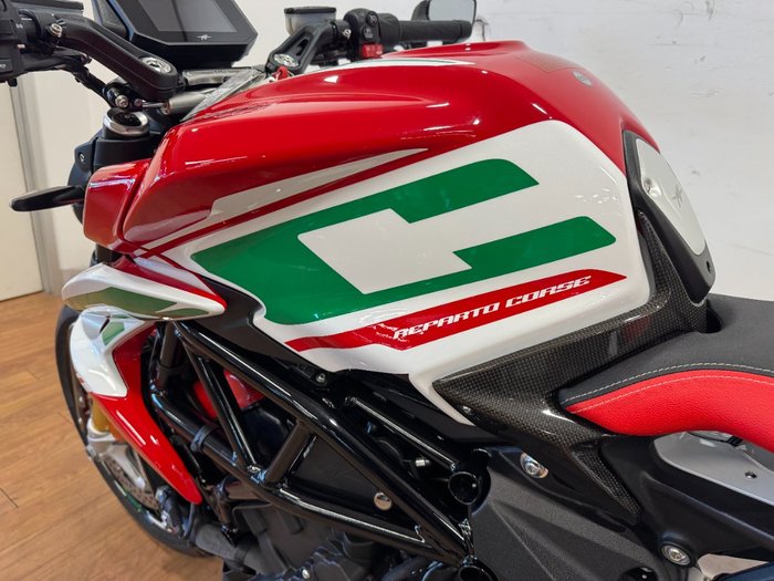 2022 MV Agusta DRAGSTER 800 RR E5 RED