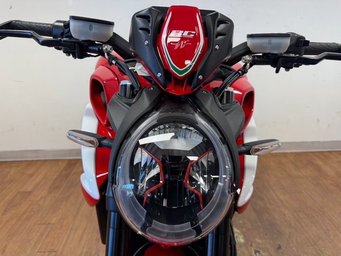 2022 MV Agusta DRAGSTER 800 RR E5 RED