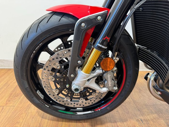 2022 MV Agusta DRAGSTER 800 RR E5 RED