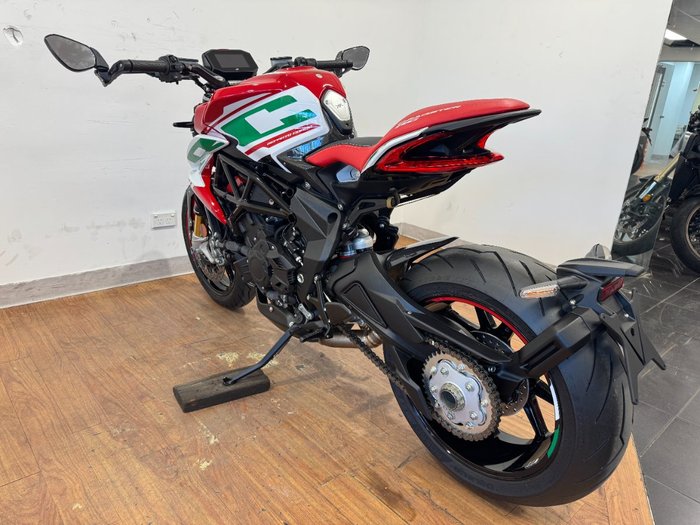 2022 MV Agusta DRAGSTER 800 RR E5 RED