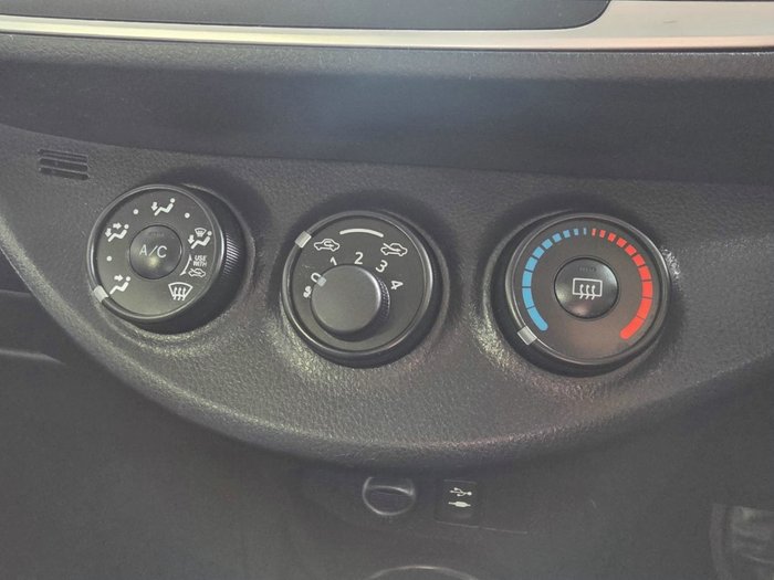 2016 Toyota Yaris Ascent