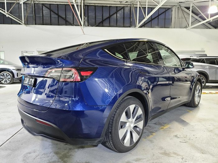 2023 Tesla Model Y Rear-Wheel Drive Deep Blue