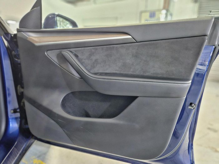 2023 Tesla Model Y Rear-Wheel Drive Deep Blue