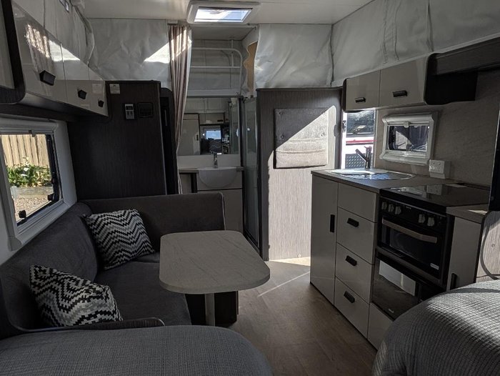2021 Jayco Journey 18Ft Pop-Top