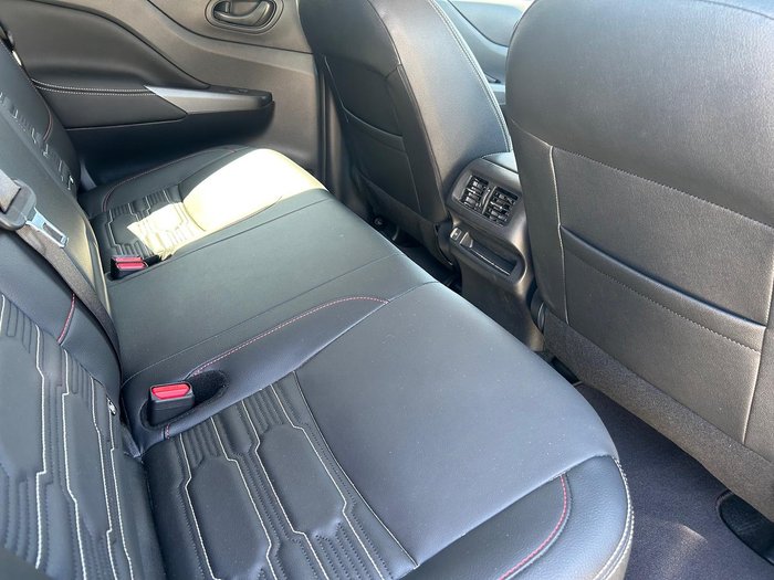 2025 Nissan Navara PRO-4X