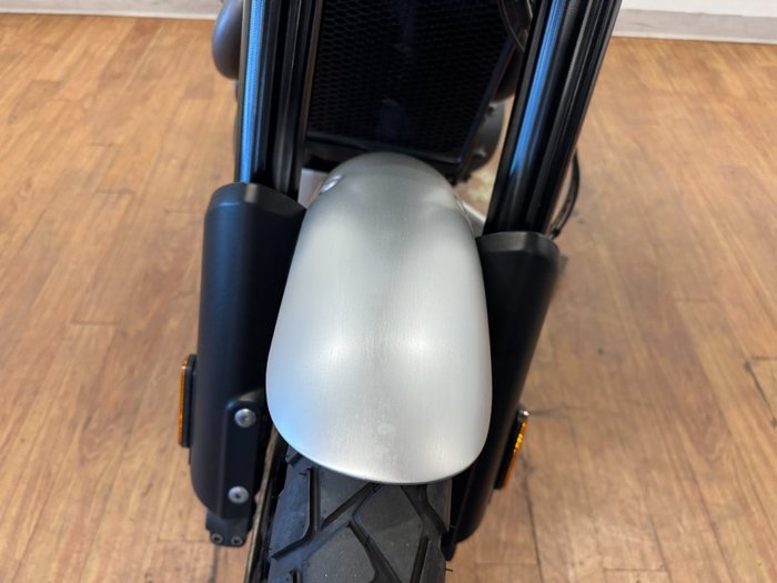 Triumph 2020 TRIUMPH 1200CC SCRAMBLER XC Black