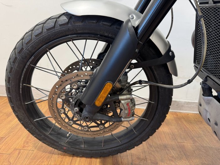 Triumph 2020 TRIUMPH 1200CC SCRAMBLER XC Black