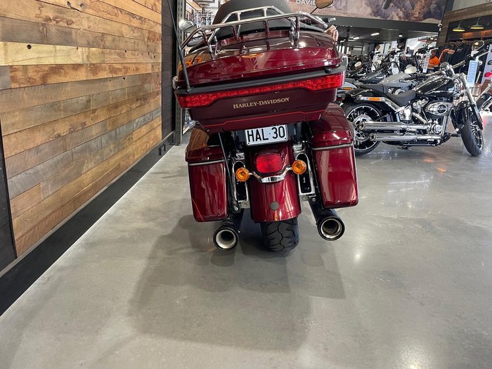 2017 Harley-Davidson Ultra Limited 107 (FLHTK) Touring Black