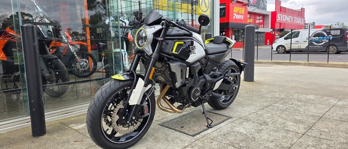 2022 CFMOTO CL-X SPORT NEBULA WHI