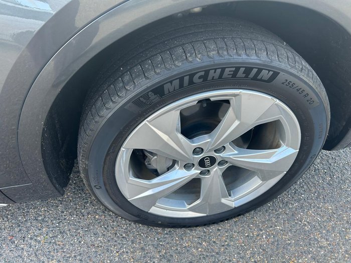 2021 Audi Q5 40 TDI Sport
