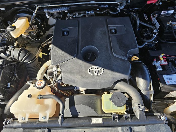 2018 Toyota Hilux SR5 GUN126R 4X4 Dual Range Silver Sky