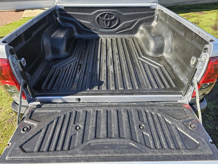 2018 Toyota Hilux SR5 GUN126R 4X4 Dual Range Silver Sky