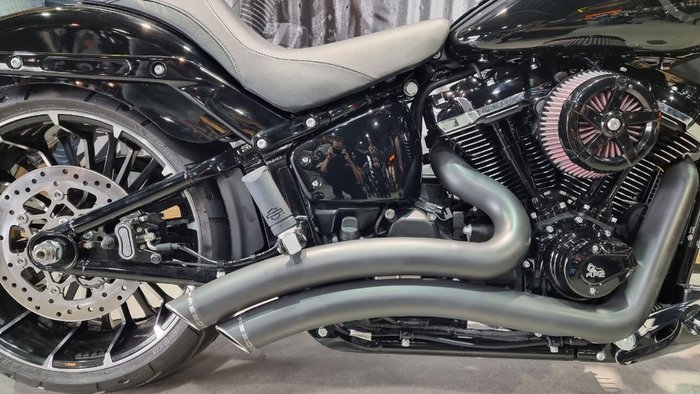 2025 Harley-davidson FXBR BREAKOUT (117) Vivid Black