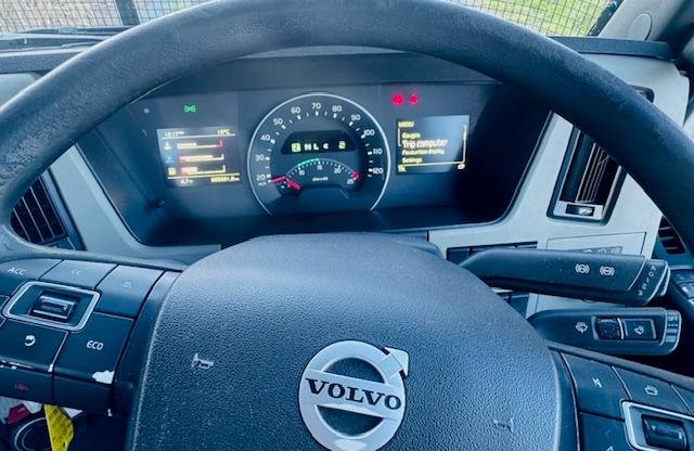 2016 Volvo Fm 410 White