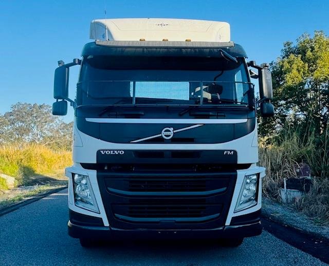2016 Volvo Fm 410 White