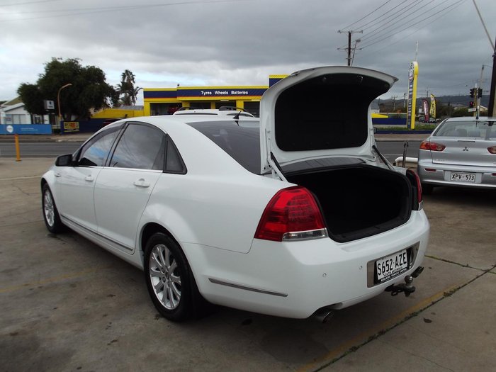 2006 Holden Statesman WL Heron White