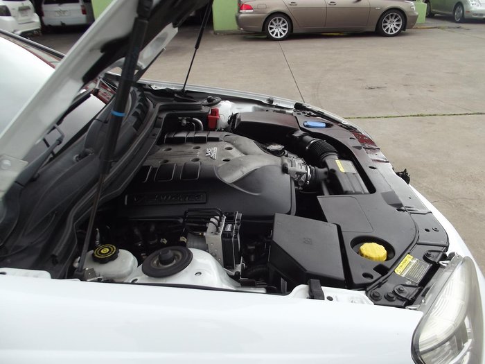 2006 Holden Statesman WL Heron White