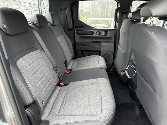 2025 KIA TASMAN SX DUAL CAB