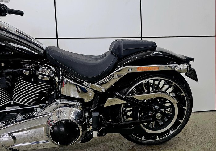 2025 Harley-Davidson Breakout 117 (FXBR) Softail Black