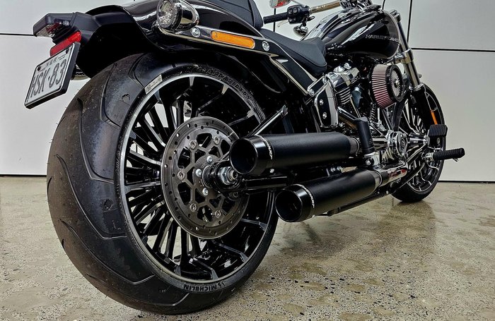 2025 Harley-Davidson Breakout 117 (FXBR) Softail Black