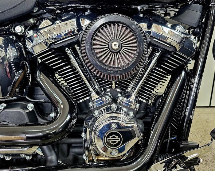 2025 Harley-Davidson Breakout 117 (FXBR) Softail Black