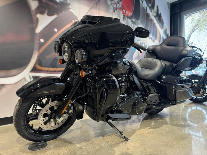 2024 Harley-Davidson Ultra Limited 114 (FLHTK) Touring Black