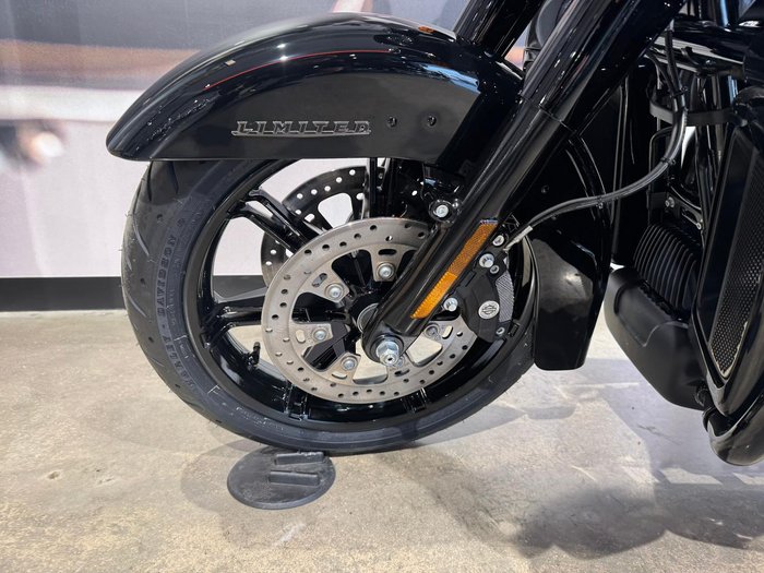 2024 Harley-Davidson Ultra Limited 114 (FLHTK) Touring Black