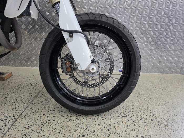 2019 Suzuki DR-Z400 SM WHITE