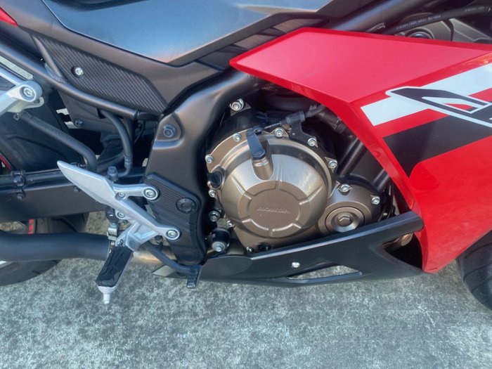 2016 Honda CBR500R Red