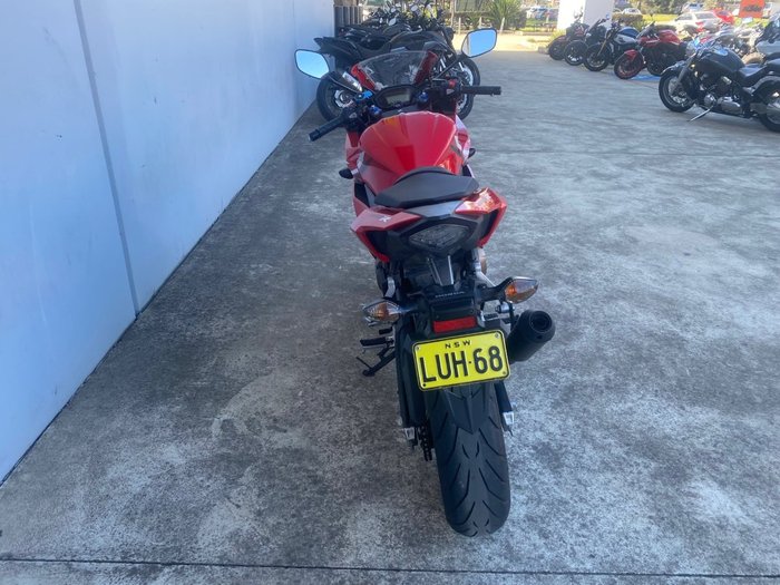 2016 Honda CBR500R Red