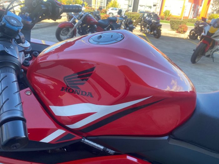 2016 Honda CBR500R Red