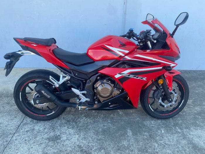 2016 Honda CBR500R Red