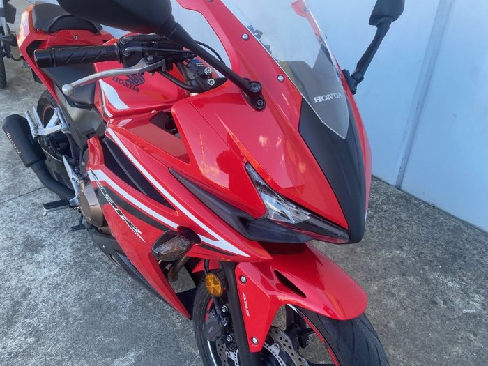 2016 Honda CBR500R Red
