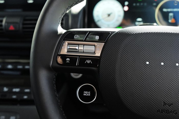 2025 Hyundai INSTER Cross