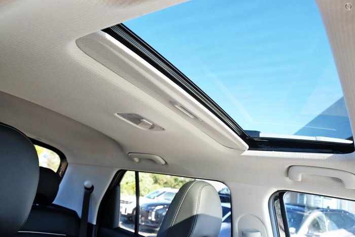 2025 Hyundai INSTER Cross