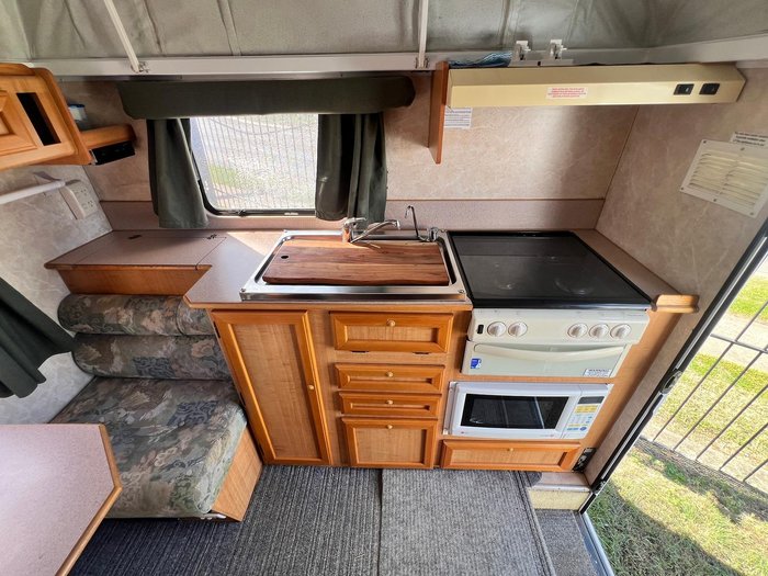 2002 Jayco Freedom
