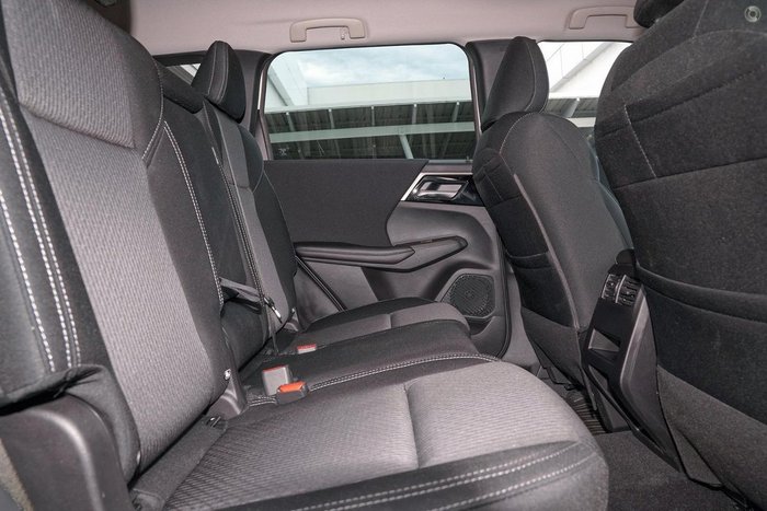 2024 Mitsubishi Outlander LS