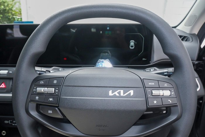 2025 Kia K4 Sport
