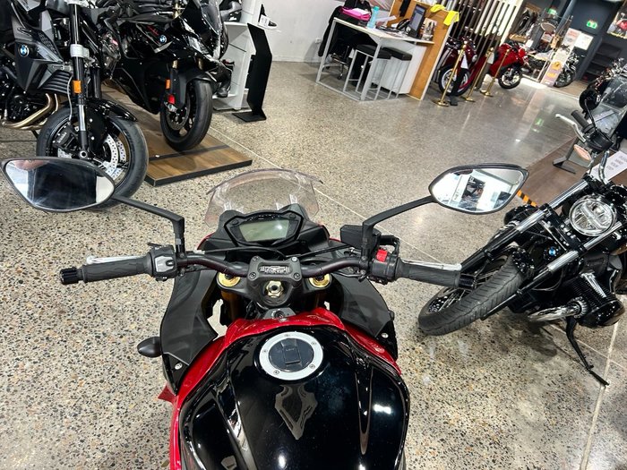 2016 Suzuki GSX-S1000F RED