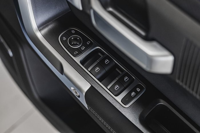 2025 Jaecoo J7 SHS Summit