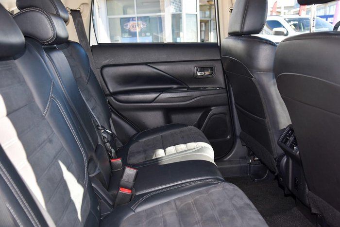 2019 Mitsubishi Outlander LS ZL MY20 White